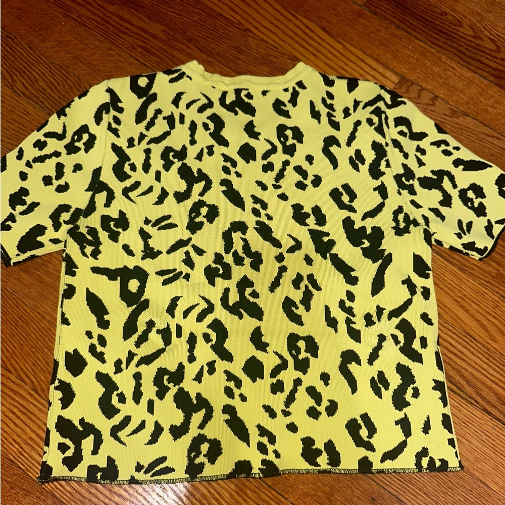 Zara Black and Yellow Animal Print Knit Top - Picture 2 of 3